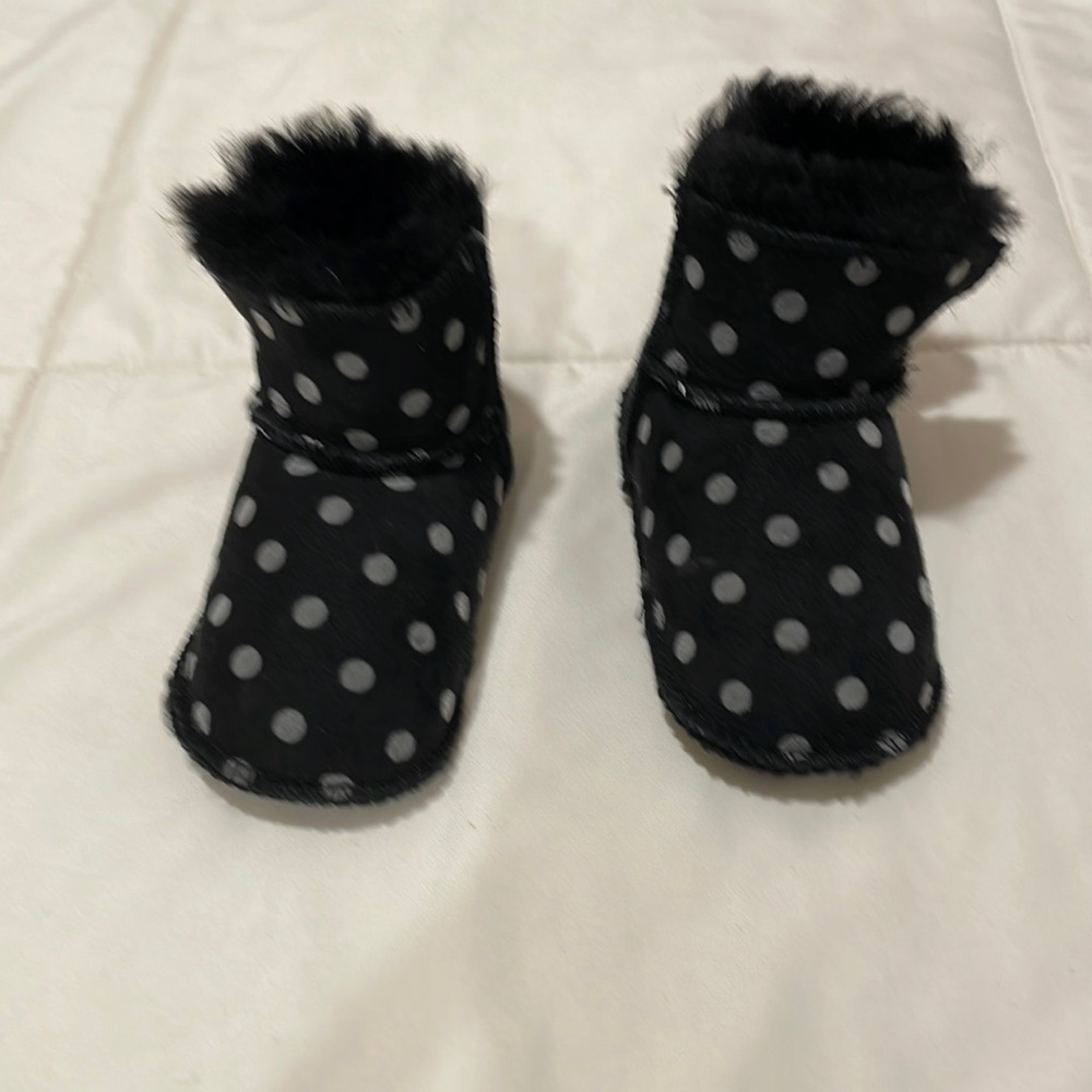 Ugg baby booties